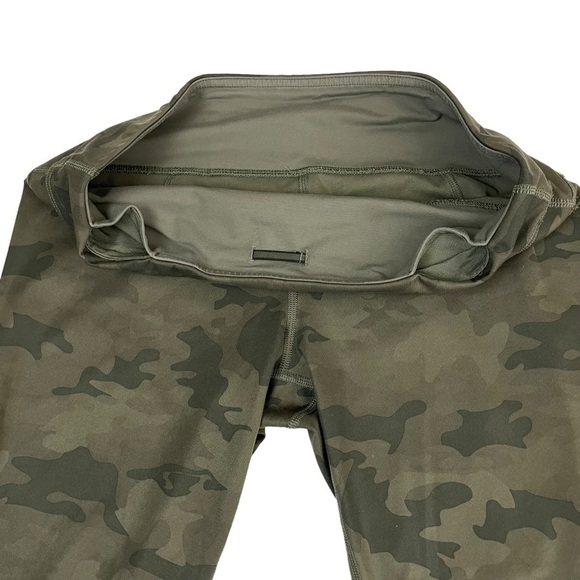 lululemon Run Inspire Crop II Luxtreme Savasana Camo - Picture 11 of 16